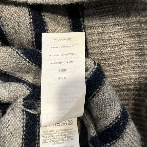 J. Crew Crewneck sweater - Picture 6 of 8